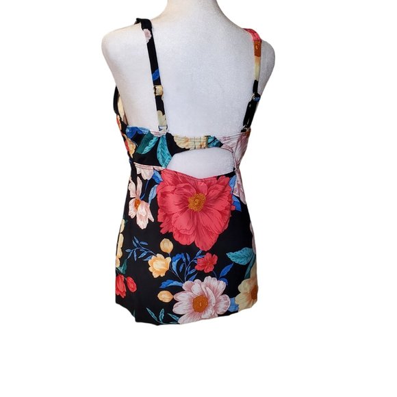 NWT Tankini Swim Top Size 12 Dreamsuit by Miracle Brands Black Pink Blue Multi - Picture 3 of 10